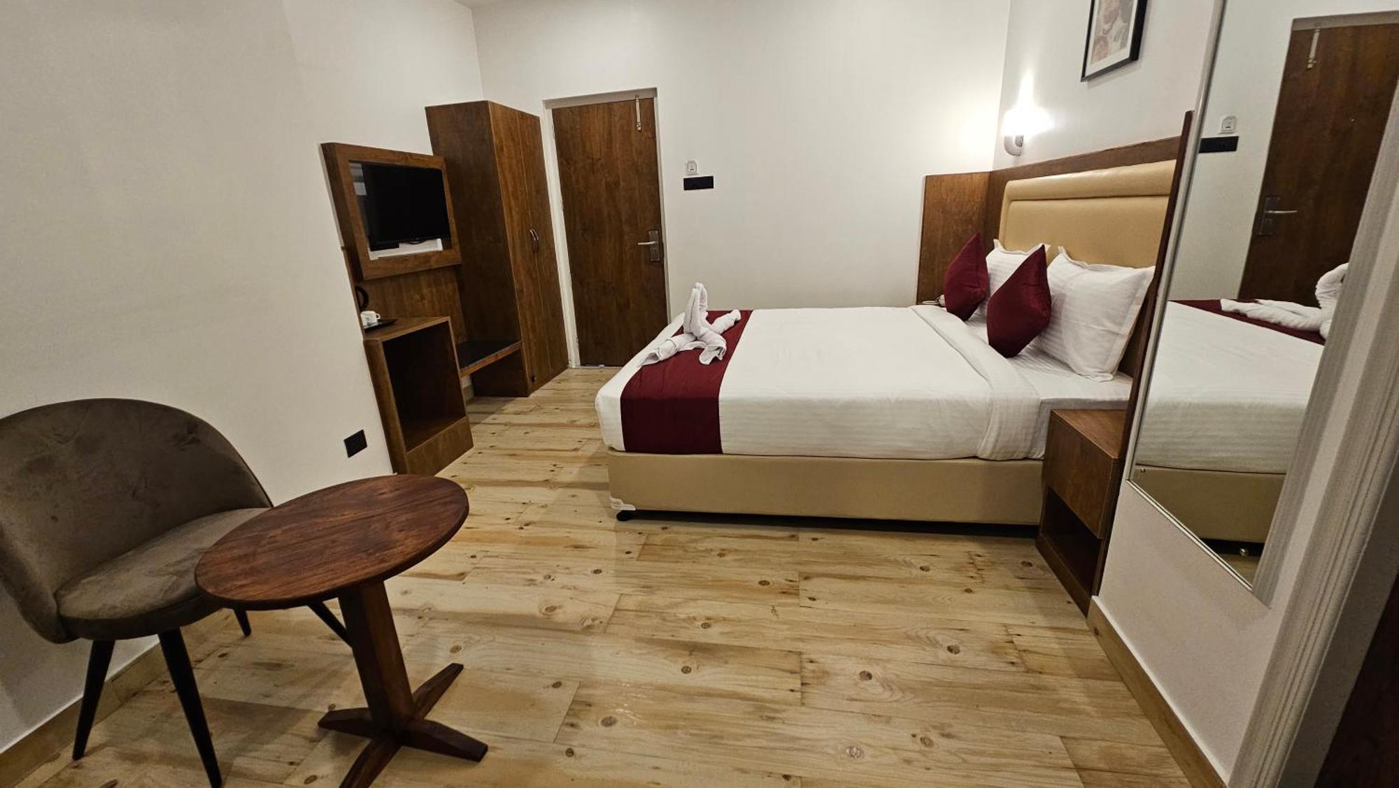 Hotel Indiana Hills Shillong Esterno foto